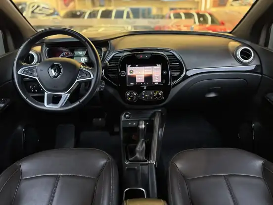 RENAULT-CAPTUR-2021