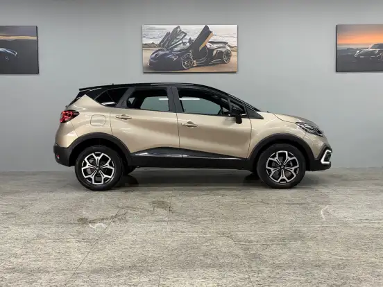 RENAULT-CAPTUR-2023