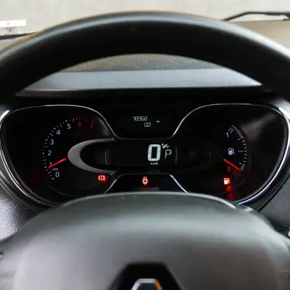 RENAULT-CAPTUR-2018