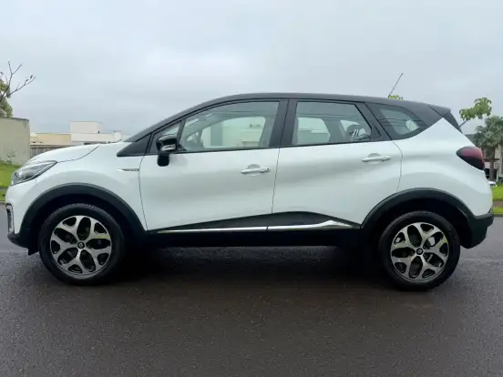 RENAULT-CAPTUR-2018