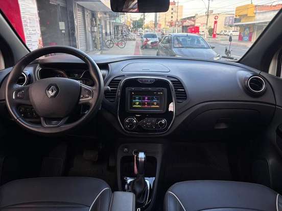 RENAULT-CAPTUR-1.6 16V SCE FLEX BOSE X-TRONIC RENAULT-CAPTUR-2019