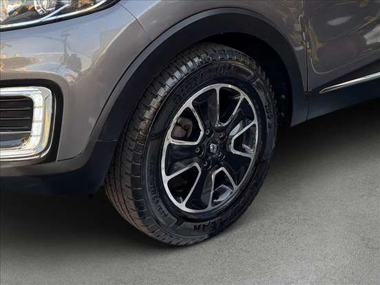 RENAULT-CAPTUR-2020