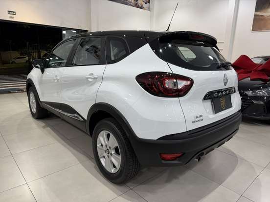 RENAULT-CAPTUR-2019