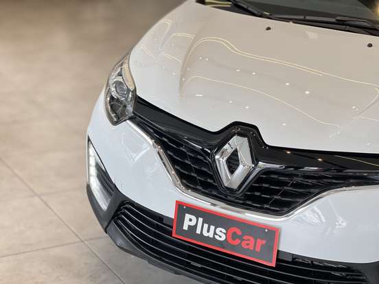 RENAULT-CAPTUR-2018