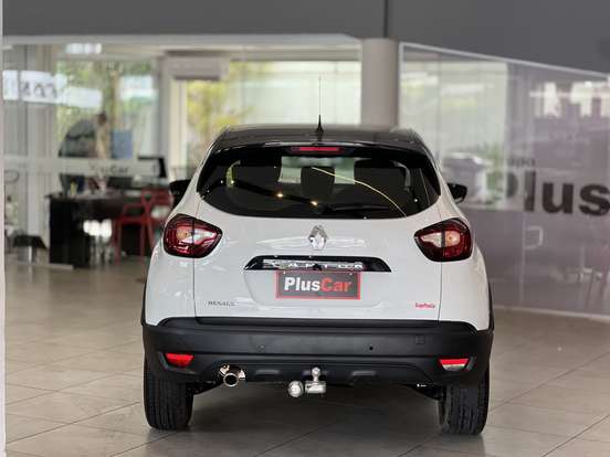 RENAULT-CAPTUR-2018