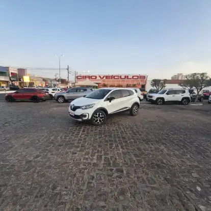RENAULT-CAPTUR-2019