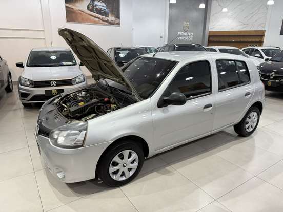 RENAULT-CLIO-2013