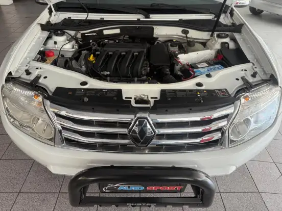 RENAULT-DUSTER-2012