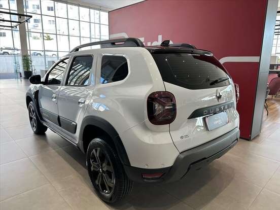 RENAULT-DUSTER-2025