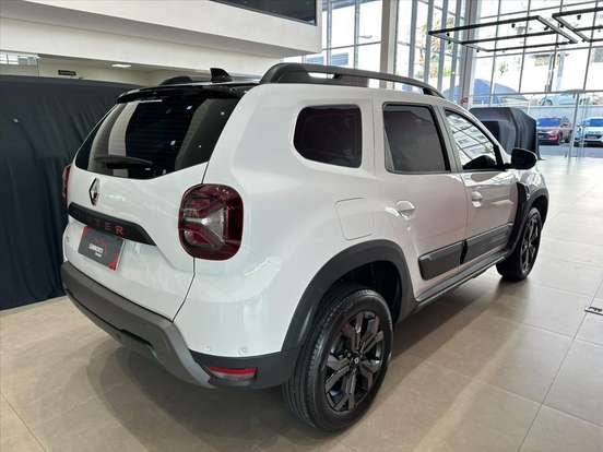 RENAULT-DUSTER-2025