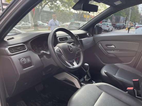 RENAULT-DUSTER-2023