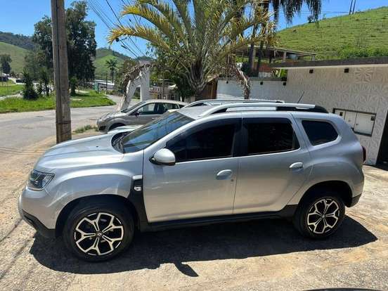 RENAULT-DUSTER-2020