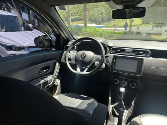 RENAULT-DUSTER-2020