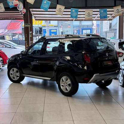 RENAULT-DUSTER-2015
