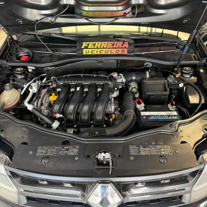 RENAULT-DUSTER-2015