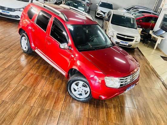 RENAULT-DUSTER-2012