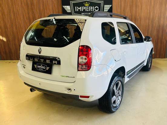 RENAULT-DUSTER-2.0 DYNAMIQUE 4X2 16V FLEX 4P AUTOMÁTICO RENAULT-DUSTER-2014