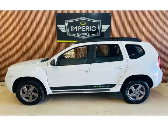 RENAULT-DUSTER-2014