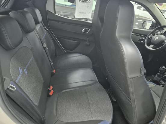 RENAULT-KWID-1.0 12V SCE FLEX INTENSE MANUAL RENAULT-KWID-2025