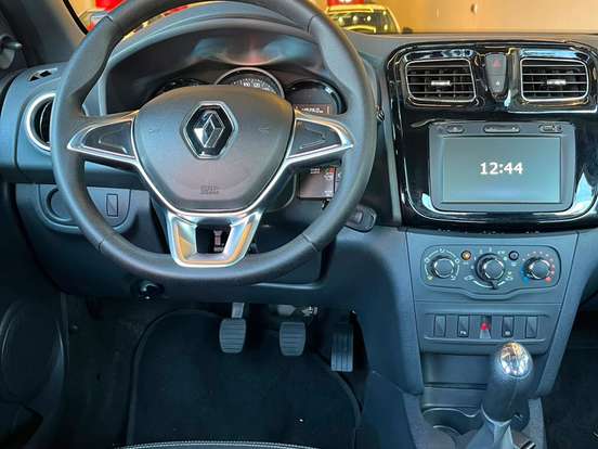 RENAULT-LOGAN-1.0 12V SCE FLEX ZEN MANUAL RENAULT-LOGAN-2024