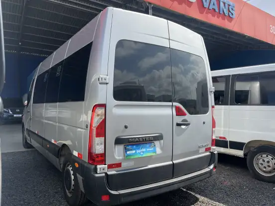 RENAULT-MASTER-2.3 DCI DIESEL MINIBUS EXECUTIVE 16L L3H2 3P MANUAL RENAULT-MASTER-2022