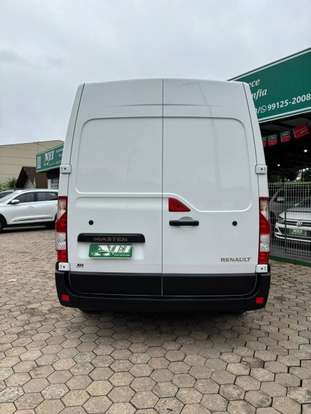 RENAULT-MASTER-2023