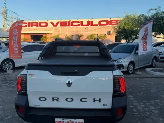 RENAULT-OROCH-1.3 TCE FLEX OUTSIDER X-TRONIC RENAULT-OROCH-2023