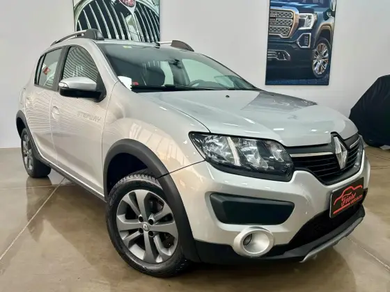 RENAULT SANDERO 1.6 STEPWAY 8V FLEX 4P MANUAL