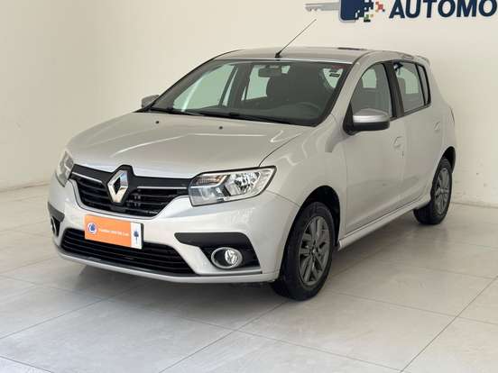 RENAULT-SANDERO-2021