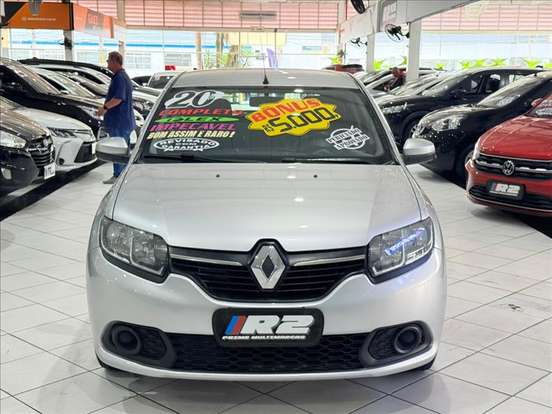 RENAULT-SANDERO-2019