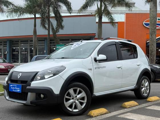 RENAULT SANDERO 1.6 STEPWAY 16V FLEX 4P AUTOMÁTICO