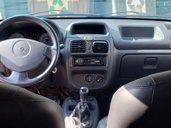 RENAULT-CLIO-2013