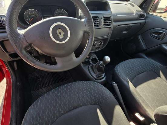 RENAULT-CLIO-1.0 EXPRESSION 16V FLEX 4P MANUAL RENAULT-CLIO-2015