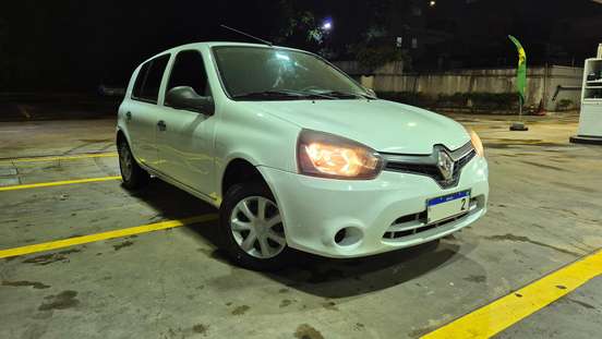 RENAULT-CLIO-2013
