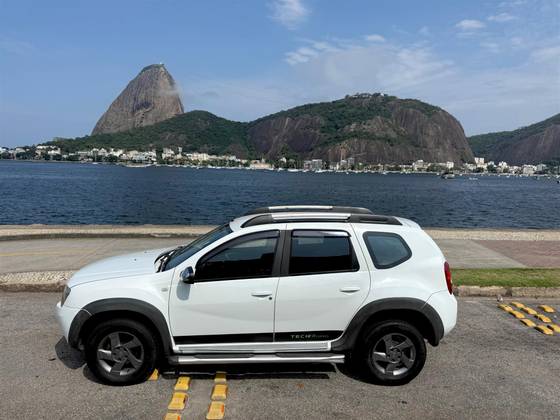 RENAULT DUSTER 1.6 DYNAMIQUE 4X2 16V FLEX 4P MANUAL