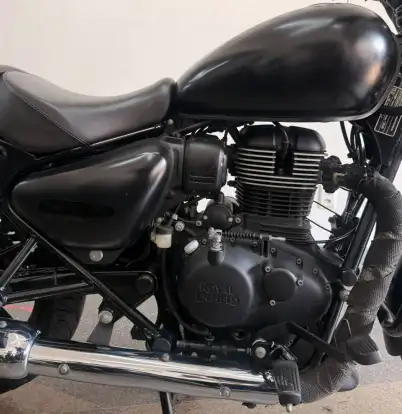 ROYAL ENFIELD-METEOR 350 STELLAR-2023