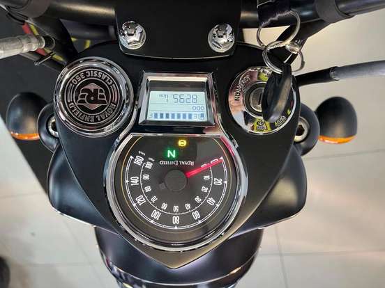 ROYAL ENFIELD-CLASSIC 350-2023