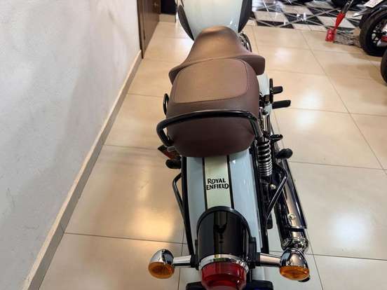 ROYAL ENFIELD-CLASSIC 350-2022