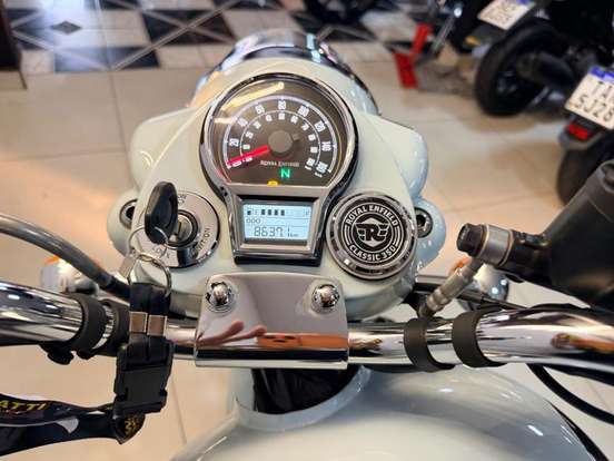 ROYAL ENFIELD-CLASSIC 350-2022