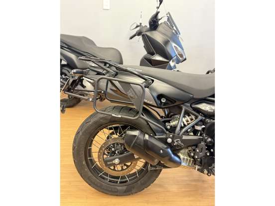 ROYAL ENFIELD-HIMALAYAN 450 HANLE BLACK-2026