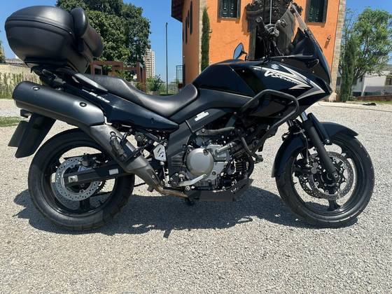 SUZUKI DL 650 V STROM 