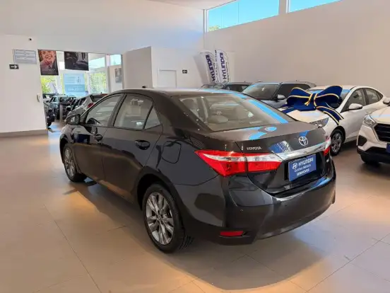 TOYOTA-COROLLA-2017