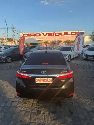 TOYOTA-COROLLA-2015