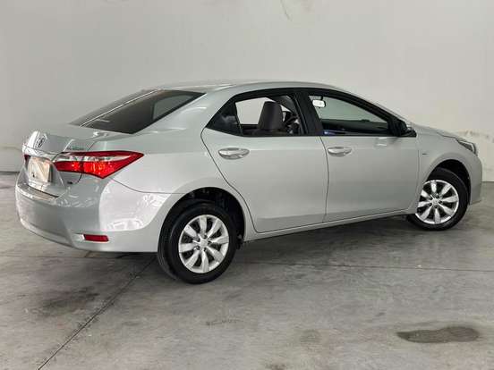 TOYOTA-COROLLA-1.8 GLI 16V FLEX 4P AUTOMÁTICO TOYOTA-COROLLA-2015