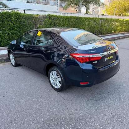 TOYOTA-COROLLA-2015