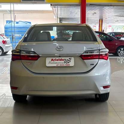 TOYOTA-COROLLA-2018