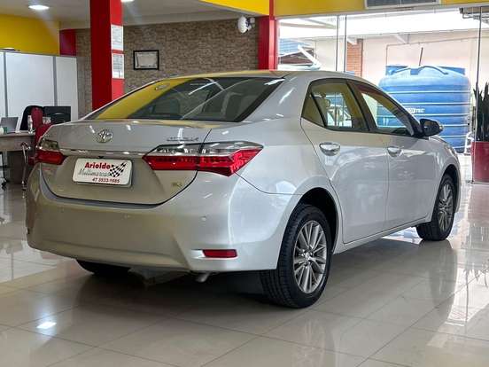 TOYOTA-COROLLA-1.8 GLI UPPER 16V FLEX 4P AUTOMÁTICO TOYOTA-COROLLA-2018