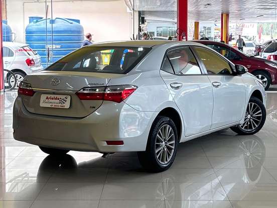 TOYOTA-COROLLA-1.8 GLI UPPER 16V FLEX 4P AUTOMÁTICO TOYOTA-COROLLA-2018