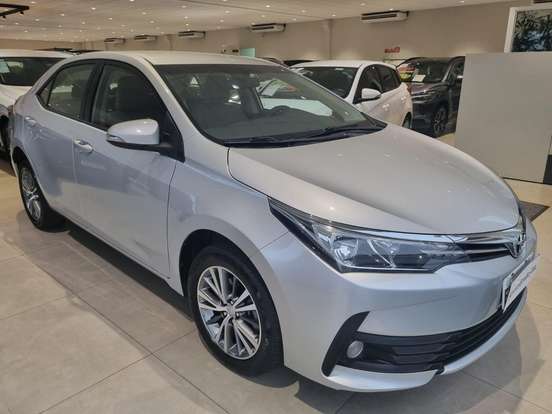 TOYOTA-COROLLA-2018