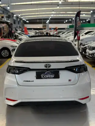 TOYOTA-COROLLA-2025
